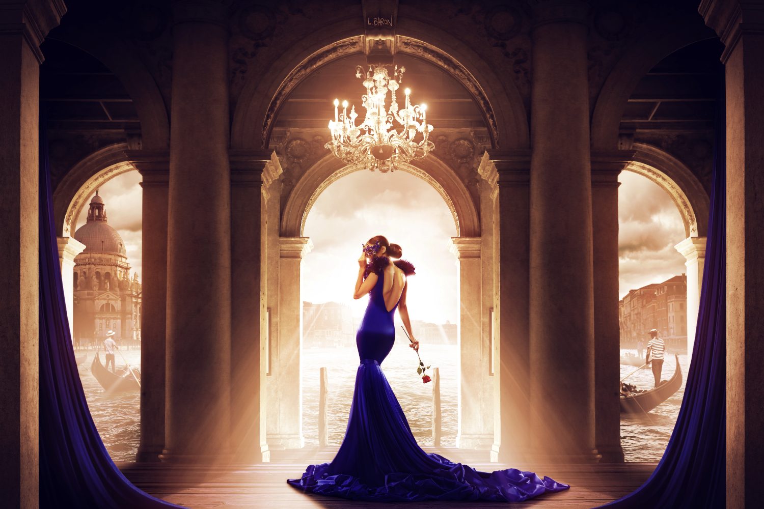 « La femme en bleu sur le pas d'une romance », photographie d'art de Ludovic Baron